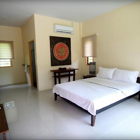 Villa De Mama Rawai Kültér fotó