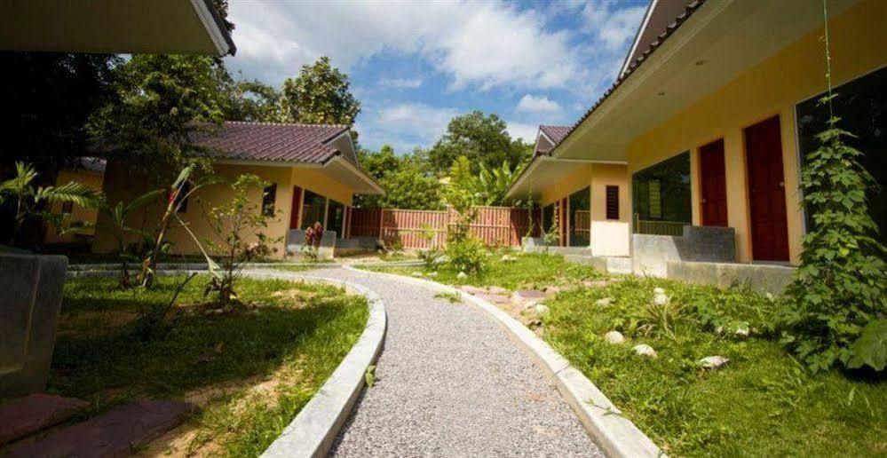 Villa De Mama Rawai Kültér fotó