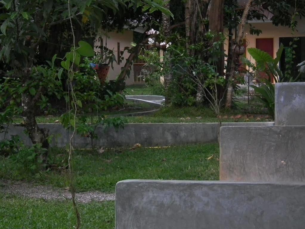 Villa De Mama Rawai Kültér fotó